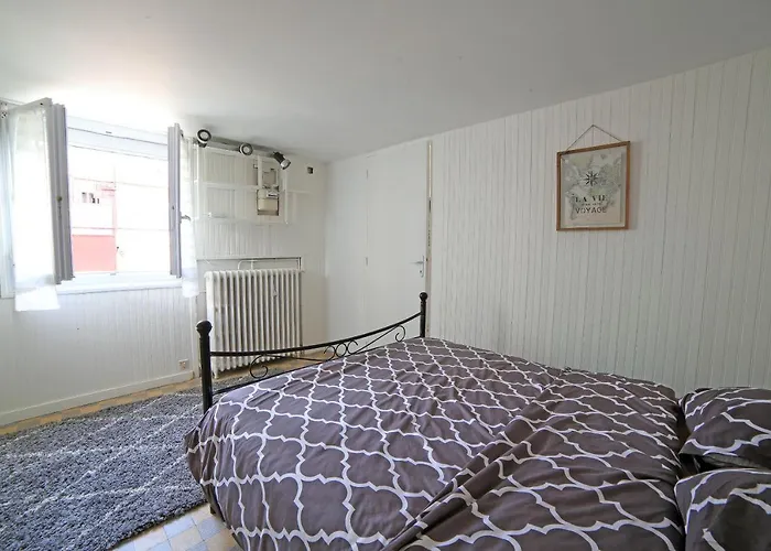 Chambre 3, Calme, 1 Station De Paris