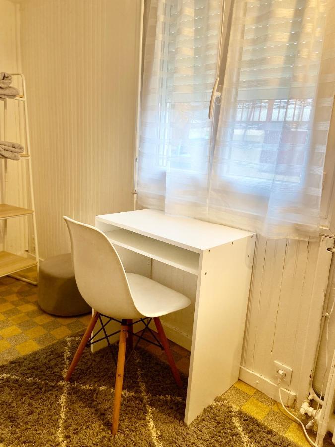 3, Calme, 1 Station De Paris Homestay Maisons-Alfort