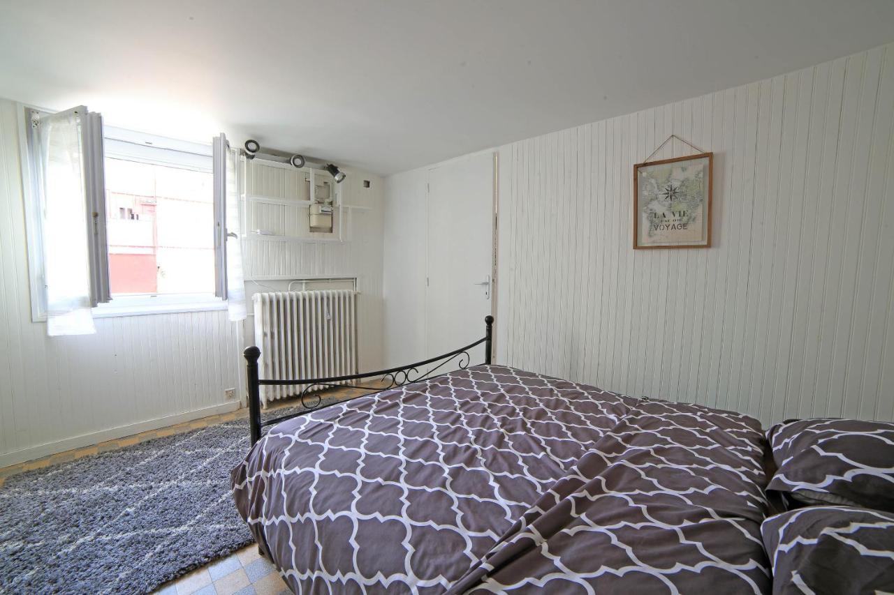 3, Calme, 1 Station De Paris Homestay *